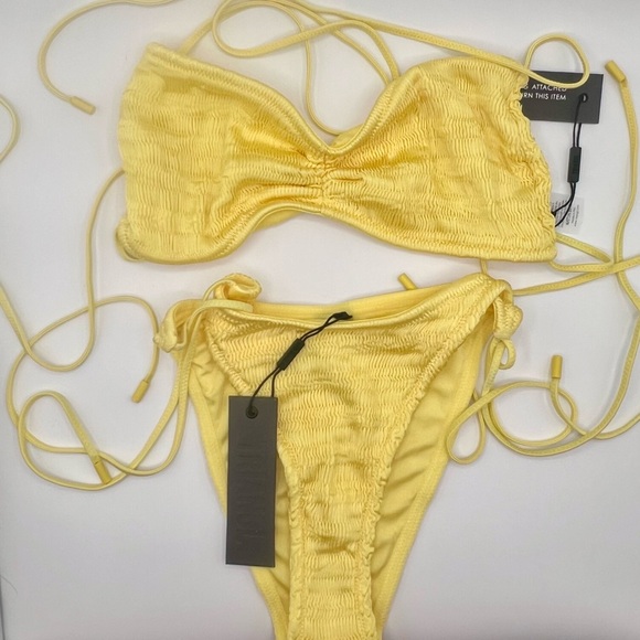 triangl swimwear Other - Triangl bikini set yellow XL